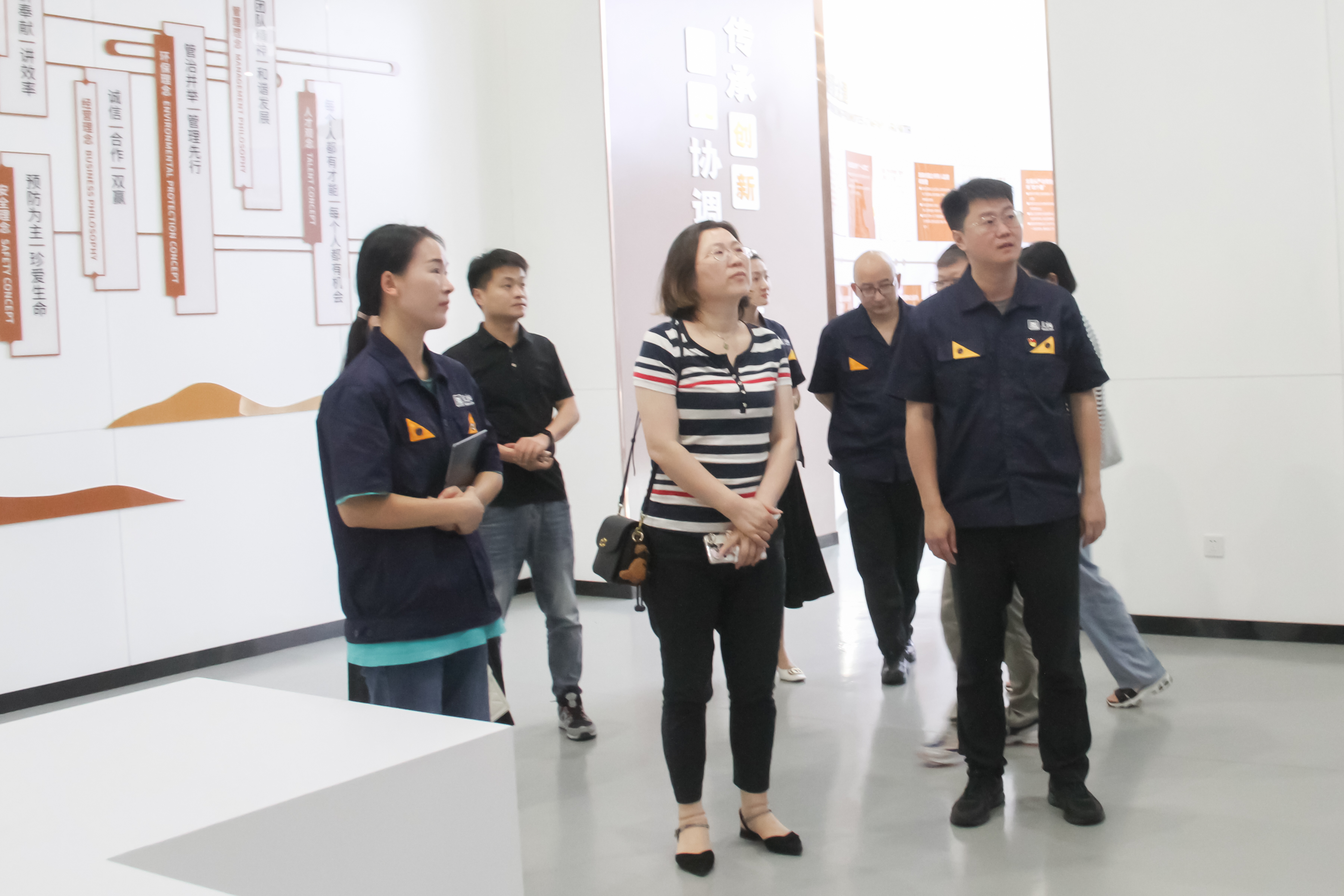 IMG_0106.jpg IMG_0106.jpg