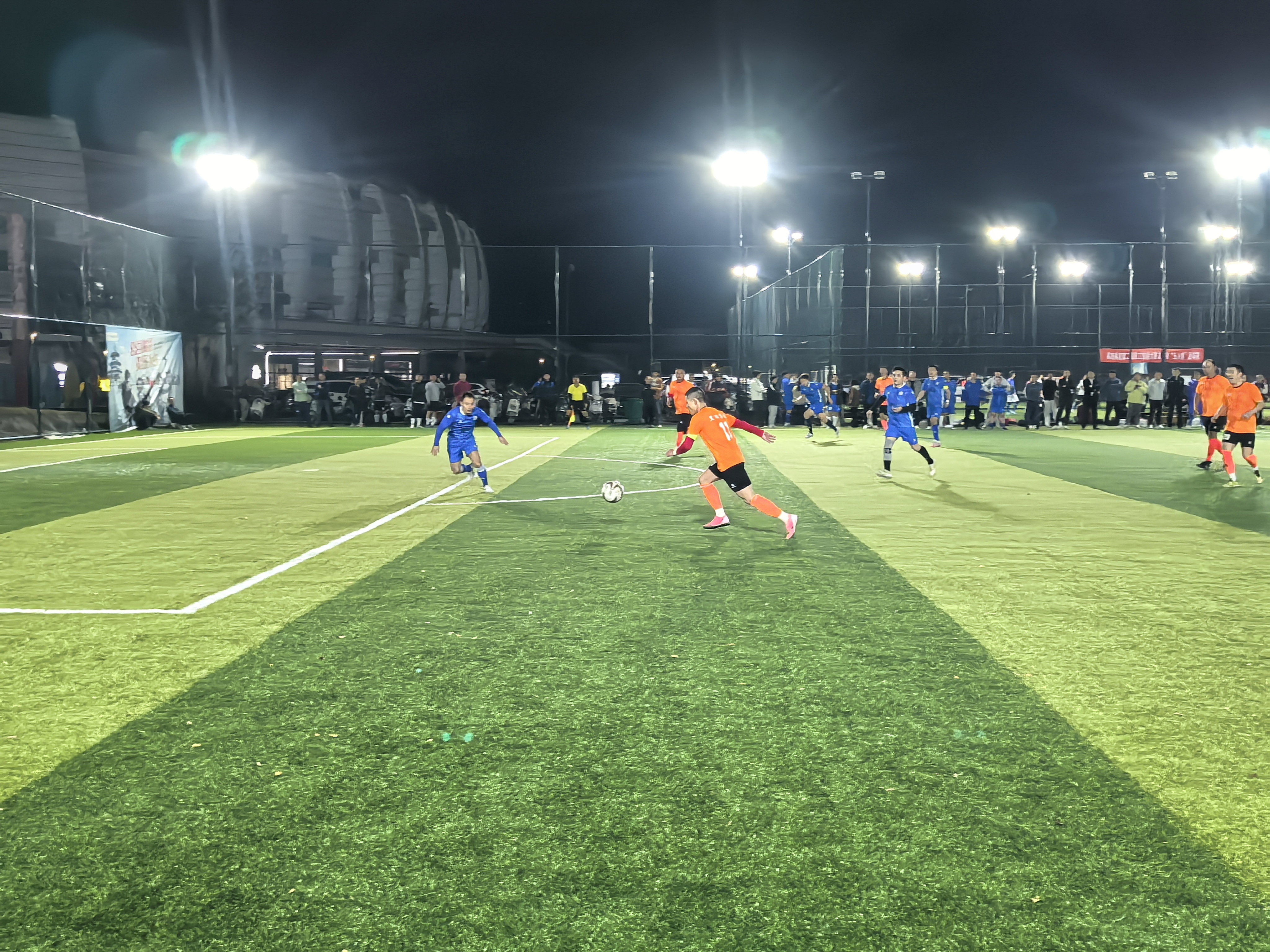 比賽現(xiàn)場(chǎng)01.jpg 比賽現(xiàn)場(chǎng)01.jpg